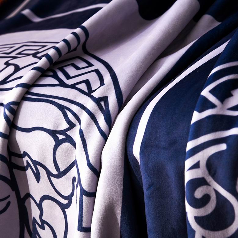 Versace 1.5x1.5m 15x2m 2x2.3m  (6)